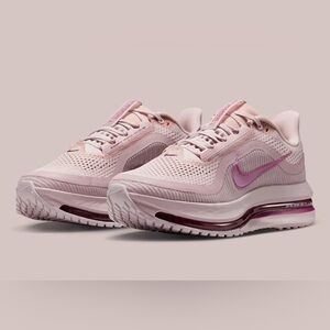 Nike Pegasus Premium